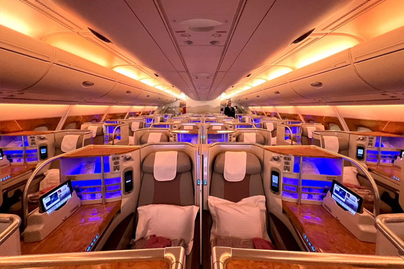 美国商务舱机票